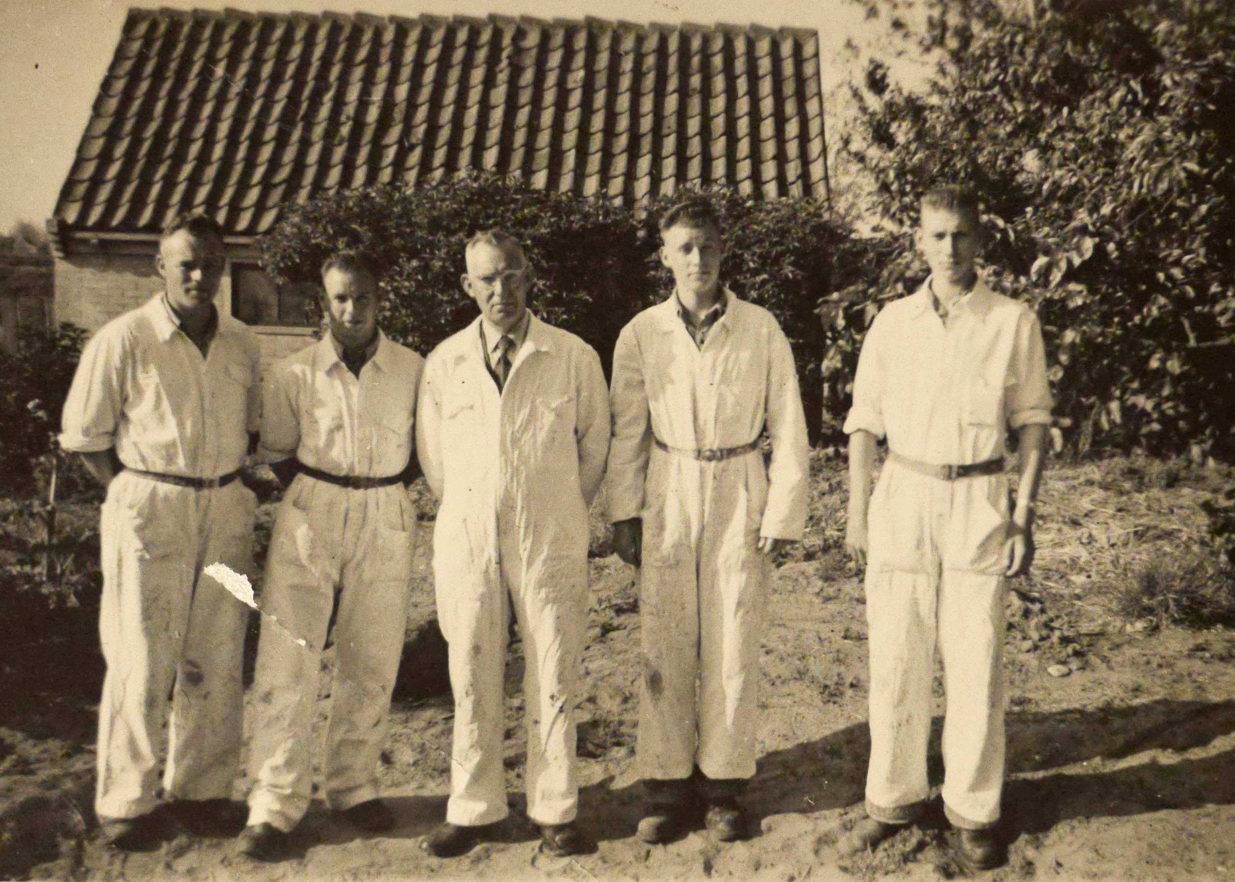 1952 opa met broers (2e generatie)